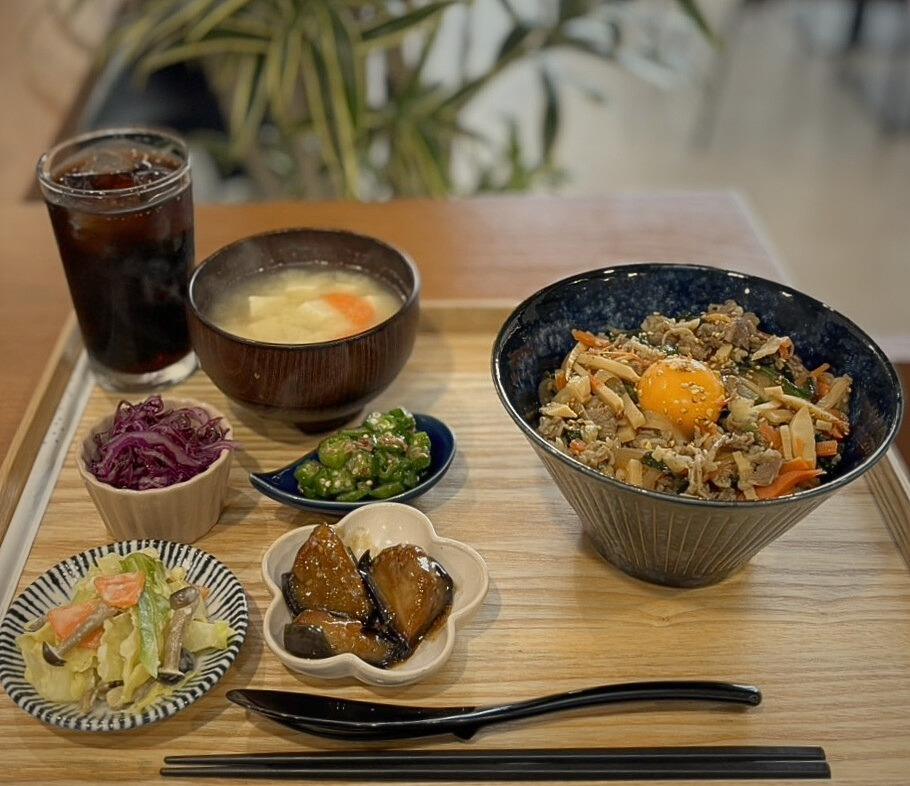 [公式]りんごの樹cafe comodo(コモド) | 安城市のペットと過ごすカフェ（安城・碧南・刈谷・高浜・西尾）